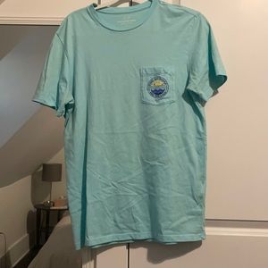 Blue tee, vineyard vines